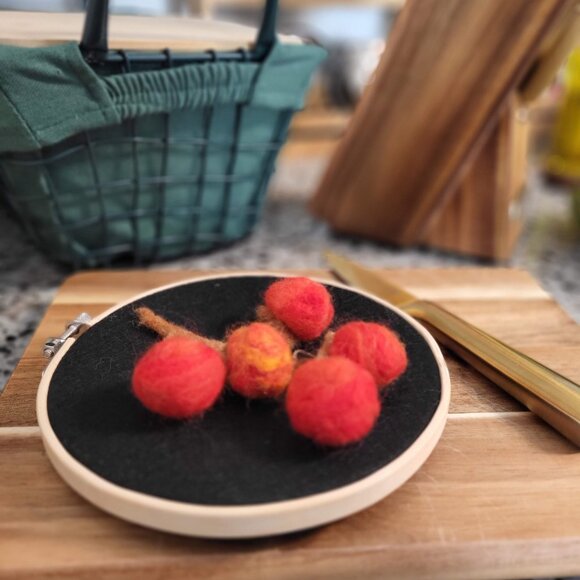Vegetables on Embroidery Hoops | Handmade | Wool Needle Felting 1 Piece: Tomatos - Picture 4 of 9